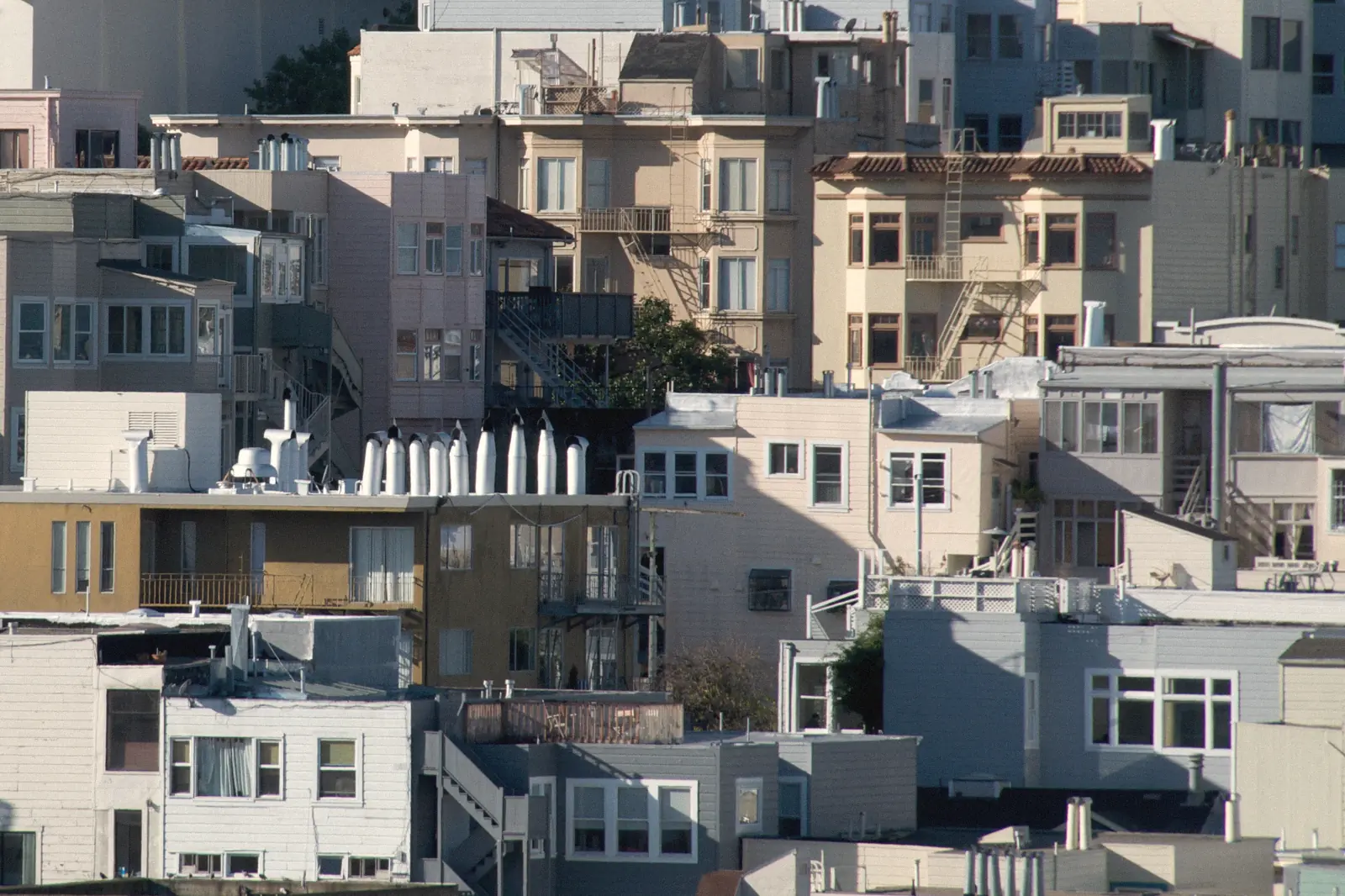 Photo of stacked houses and apartments on Telegraph Hill